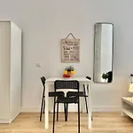 Shoreline Serenity *