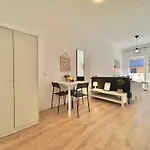 Apartment Shoreline Serenity