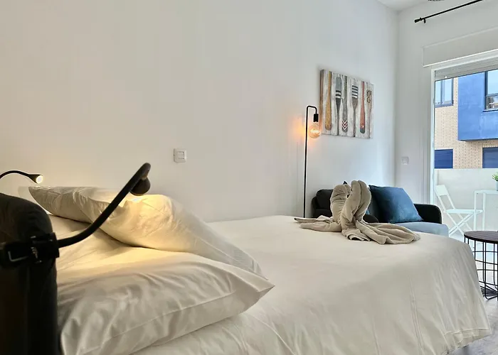 Shoreline Serenity * Los Abrigos