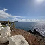 דירה Shoreline Serenity