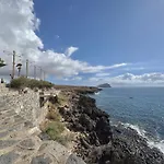דירה Shoreline Serenity